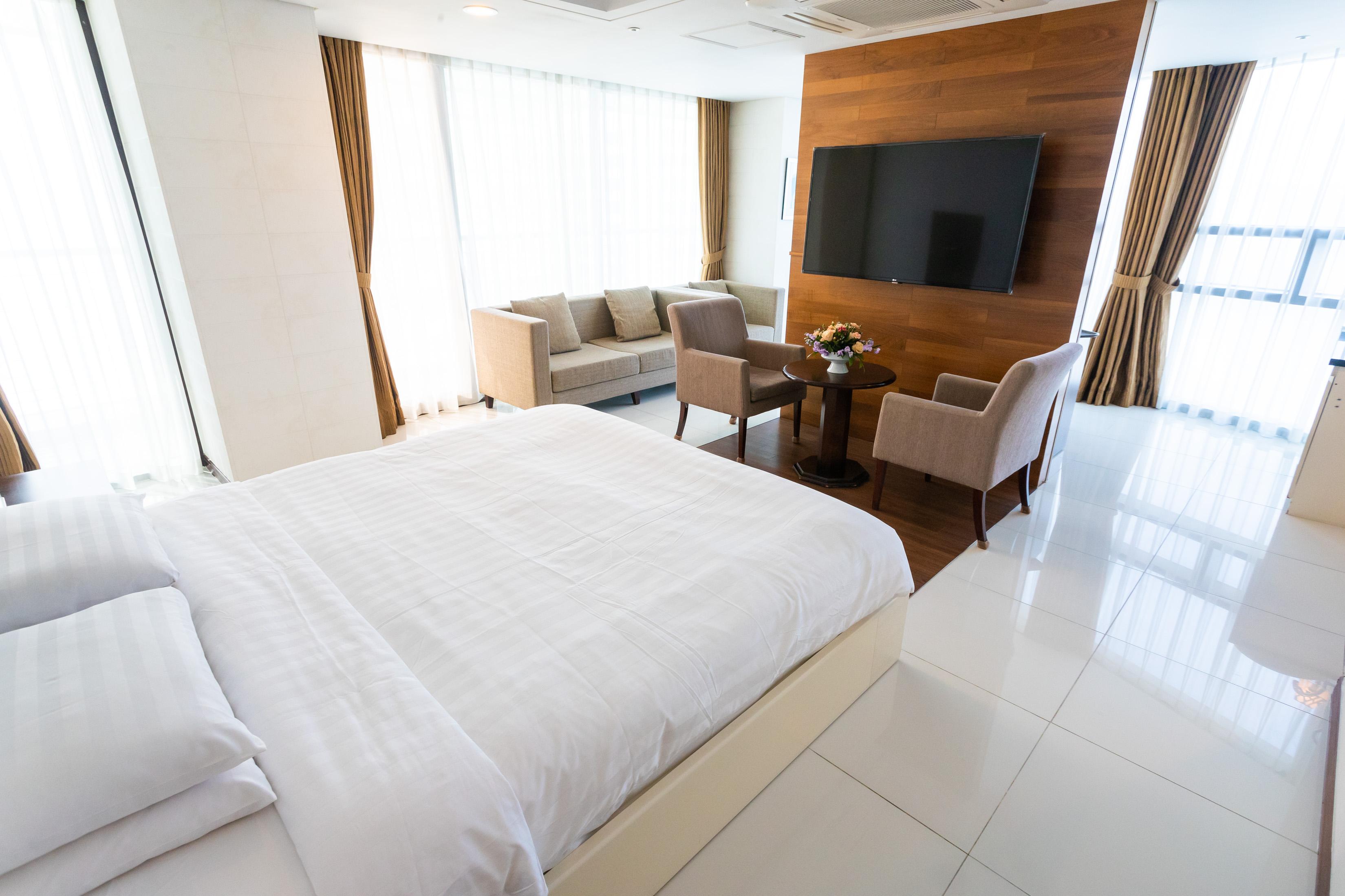 Sunset Hotel